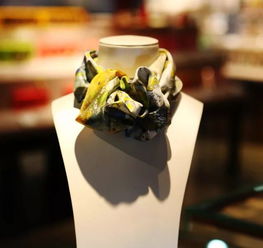 当艺术与生活邂逅 亮宝楼饶俊丽绘画艺术衍生品的文艺创作探索